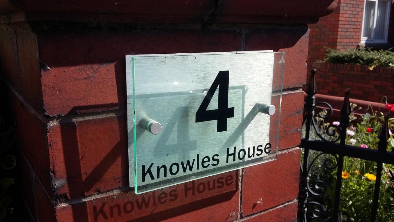 Bed and Breakfast Esjays At Knowles House Lytham St Annes Esterno foto